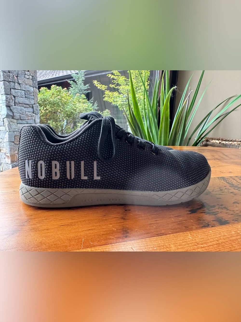 NOBULL Black  with olive Athletic Training Shoe 7.5M/9W EUC